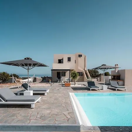 Mythique Pool Foinikia (Santorini)