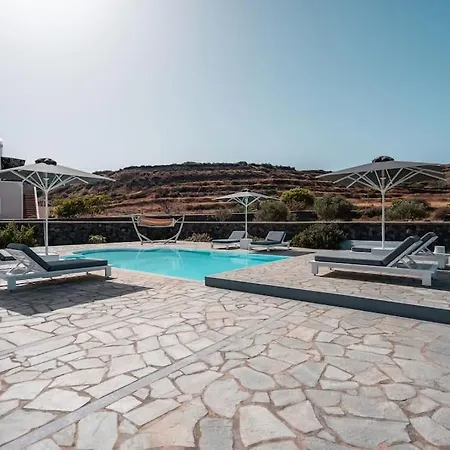 Mythique Pool * Foinikia (Santorini)