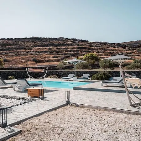 Mythique Pool
