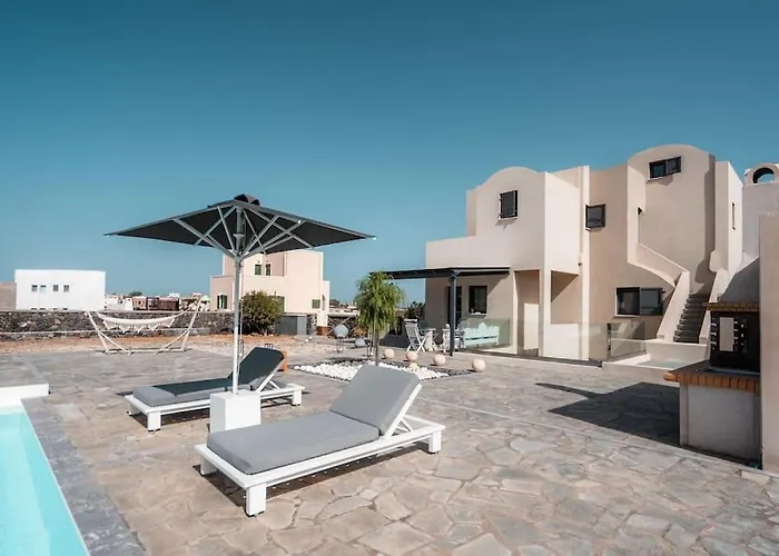 Mythique Pool Villa *