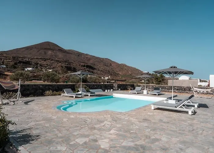 Mythique Pool Villa *